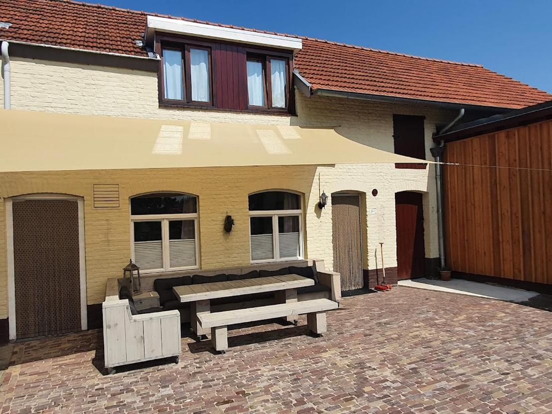 Hoeve Cobelli Noorbeek Exterior photo