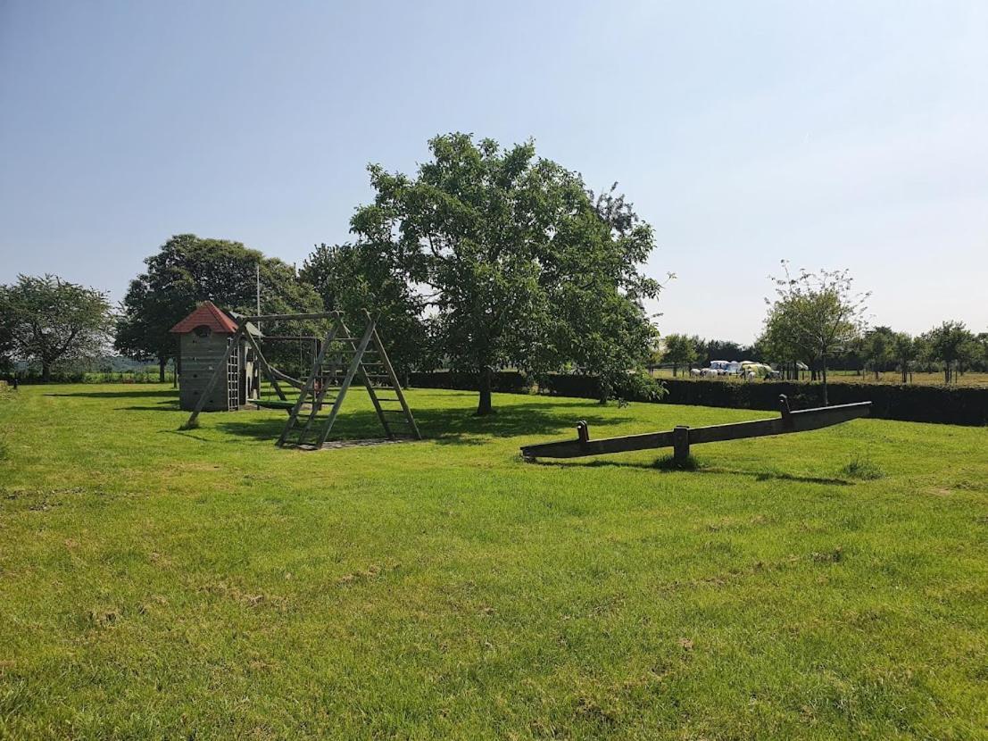 Hoeve Cobelli Noorbeek Exterior photo