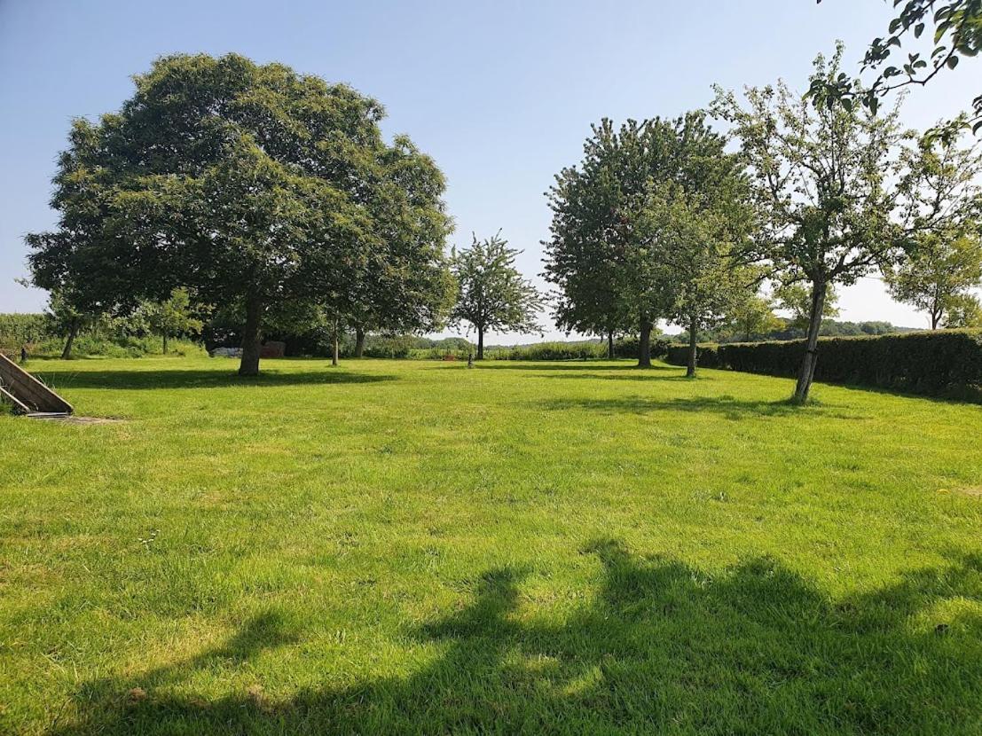 Hoeve Cobelli Noorbeek Exterior photo